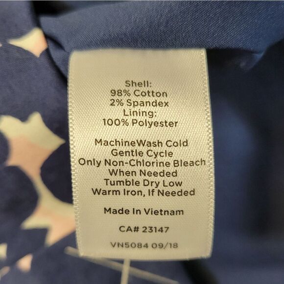 Talbots Floral Navy and Pink Women's Skirt NEW - Picture 8 of 9